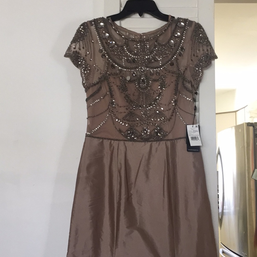 Bronze cap sleeve sequin gown sz 6